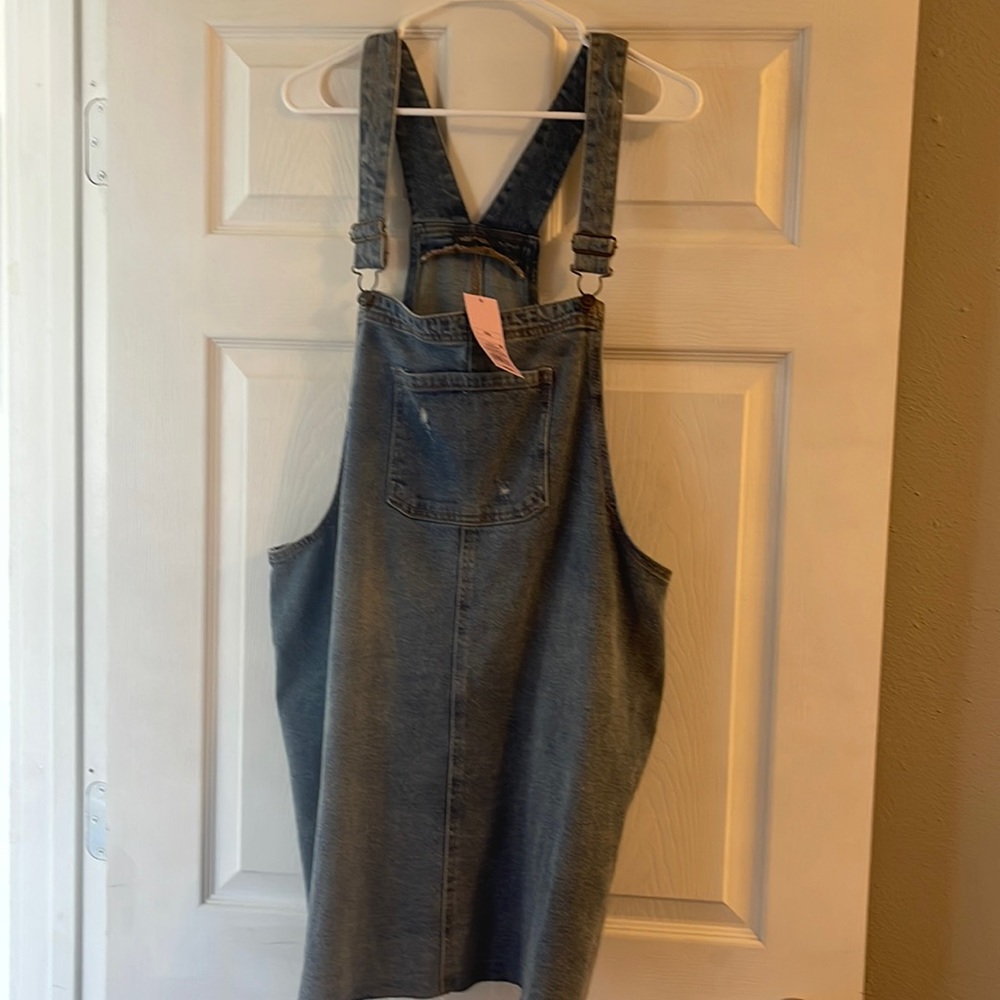 New Women’s XXL overall Dress